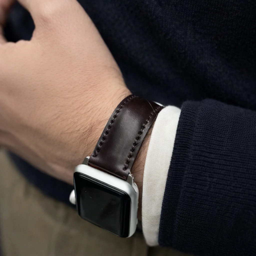 Apple Watch Armband Luxus aus Horween Shell Cordovan in Oxblood - Image 3