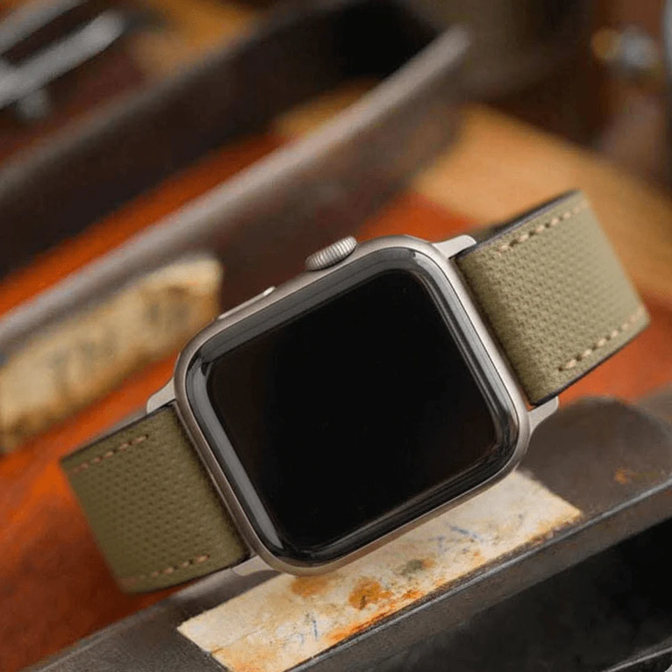 Olivgrünes Apple Watch Lederarmband Wasserfest | Nautilus - Image 7