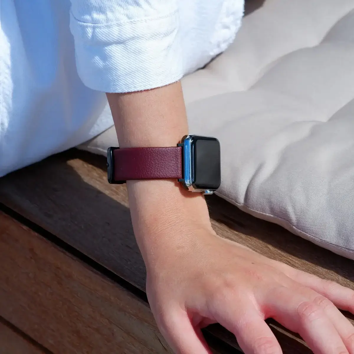Apple Watch Lederarmband Vegan aus Weinleder – Bordeaux - Image 4