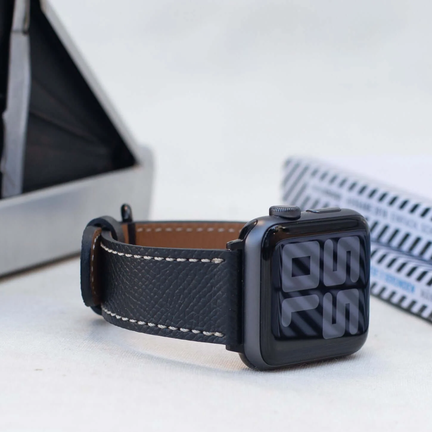 Luxuriöses Apple Watch Lederarmband Damen Cupertino Schwarz - Image 7