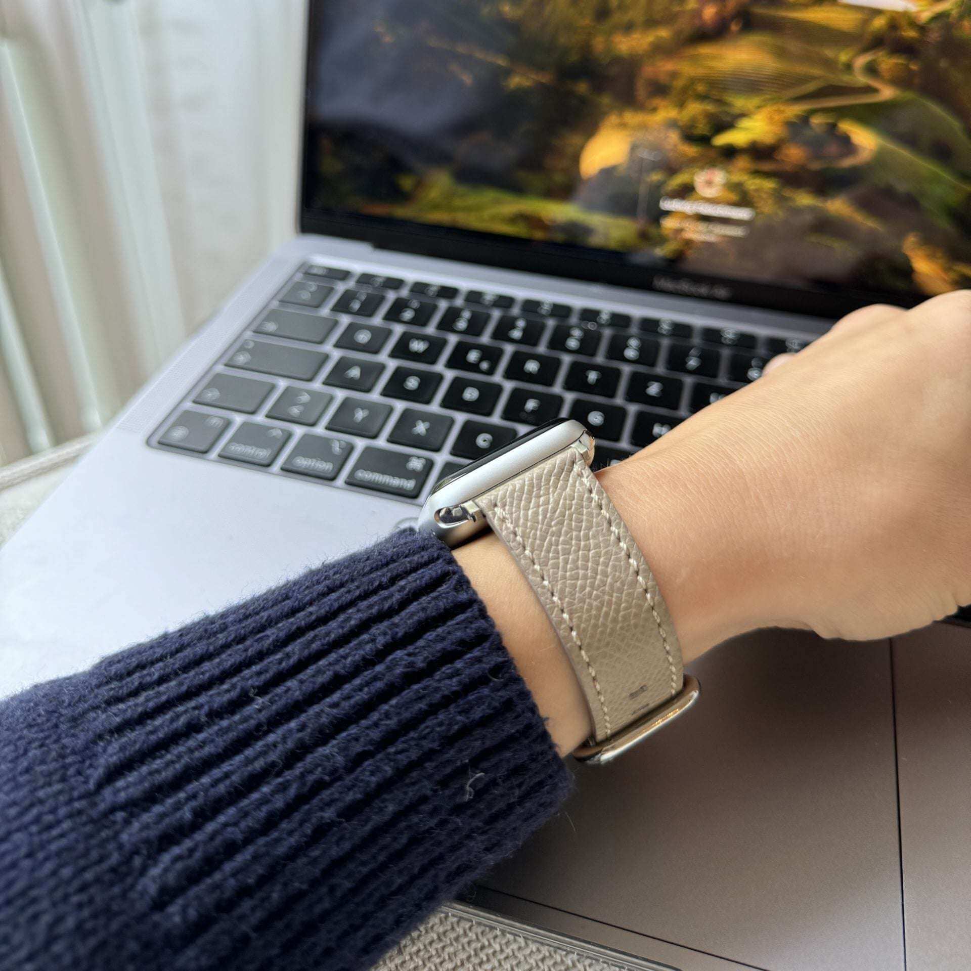 Luxuriöses Apple Watch Lederarmband Damen Cupertino Taupe - Image 5