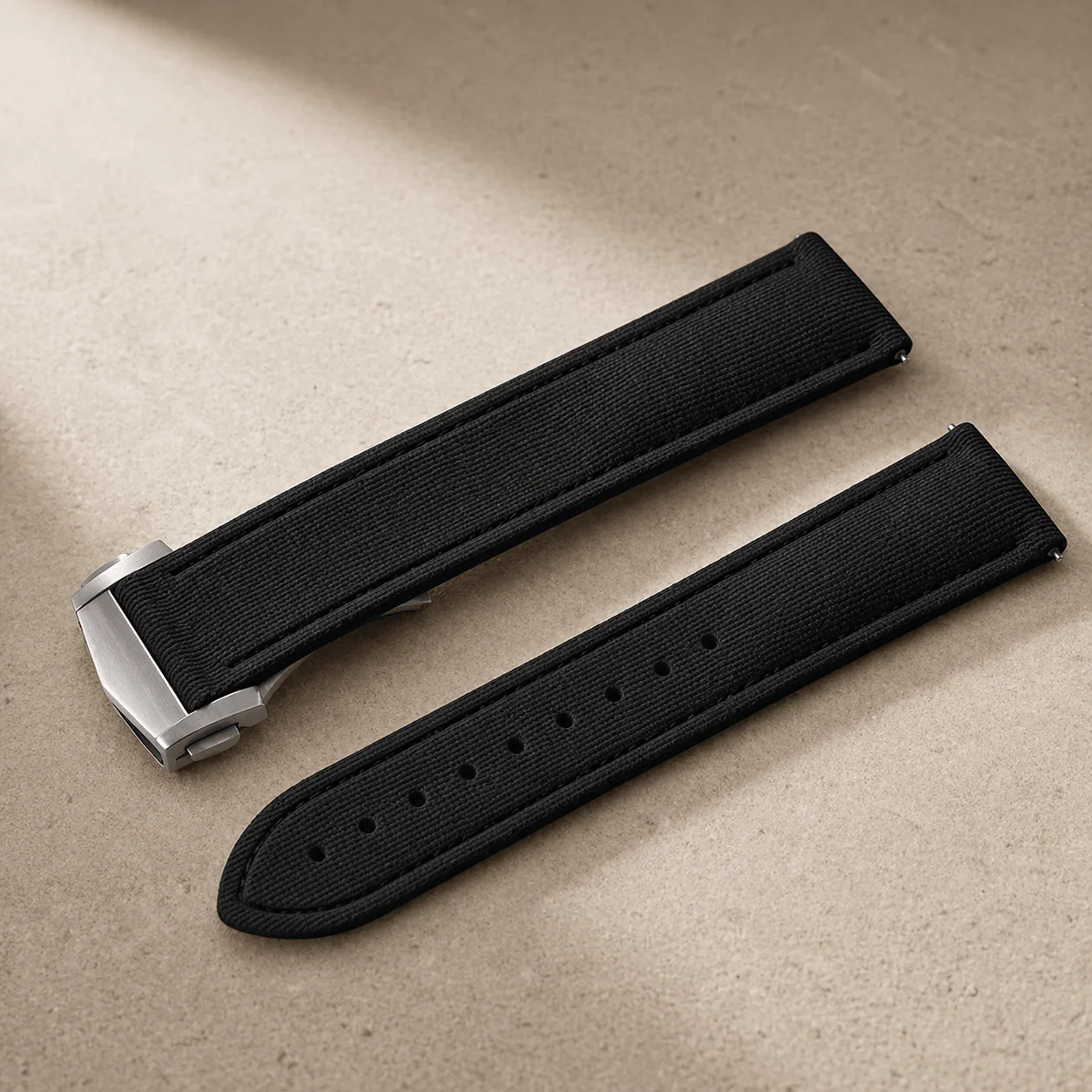Monaco –  Faltschließen Uhrenarmband aus FKM Kautschuk - Image 6