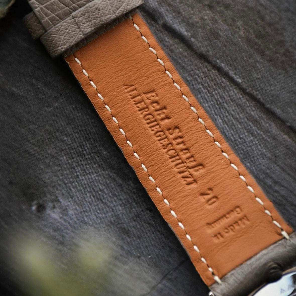 Johannesburg – Uhrenarmband aus feinem Straußenleder - Image 16